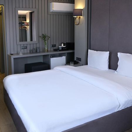 Dilens Bosphorus Hotel Istanbul Bagian luar foto